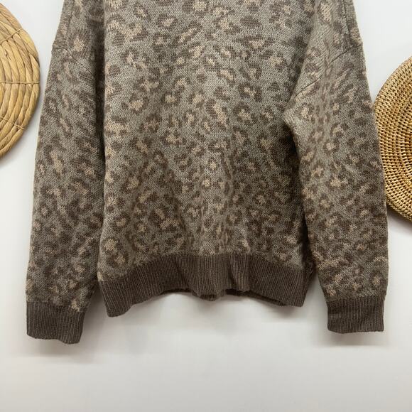 Aerie Brown Animal Leopard Print Oversized Crew Neck Knit Sweater Small Cozy - Picture 4 of 6